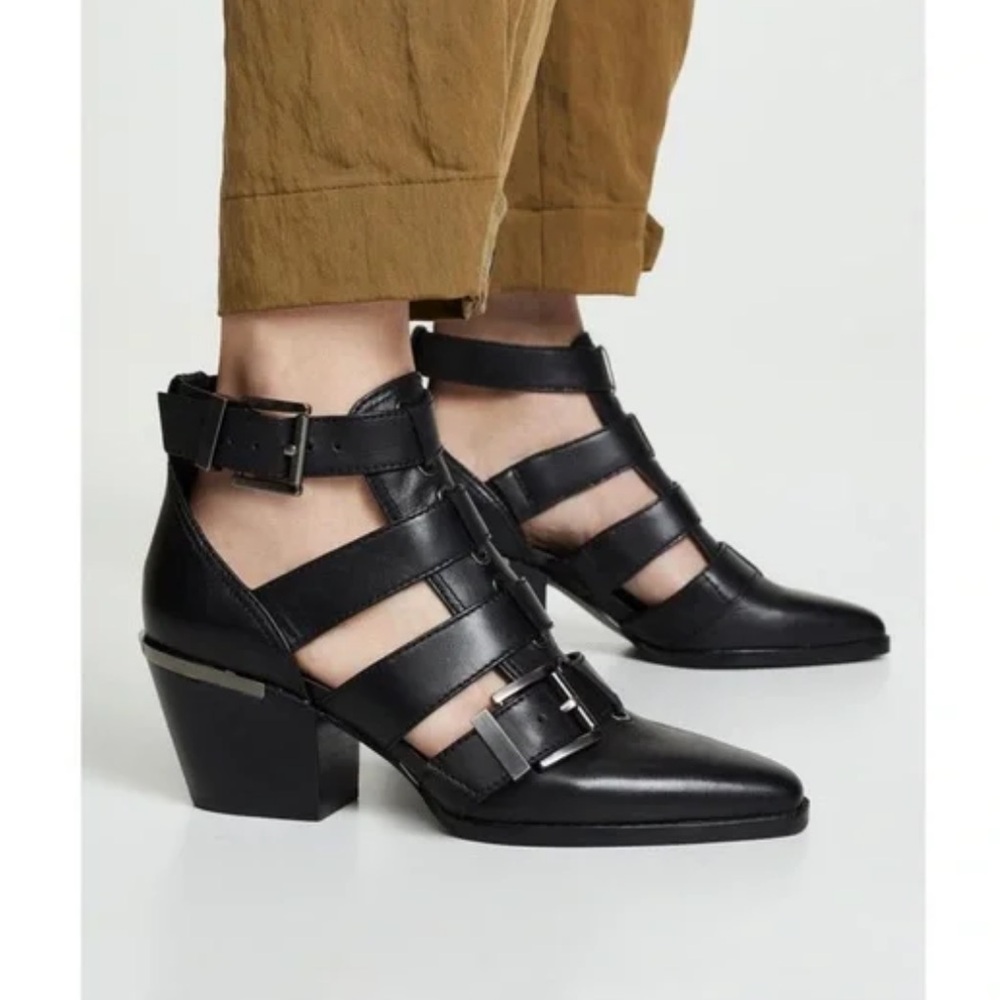 Michael Kors griffin cutout bootie - black size 8.5